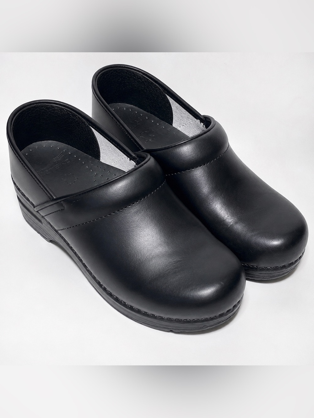 Dansko Professional Black Leather Clogs, size 38 (women’s US 7.5-8